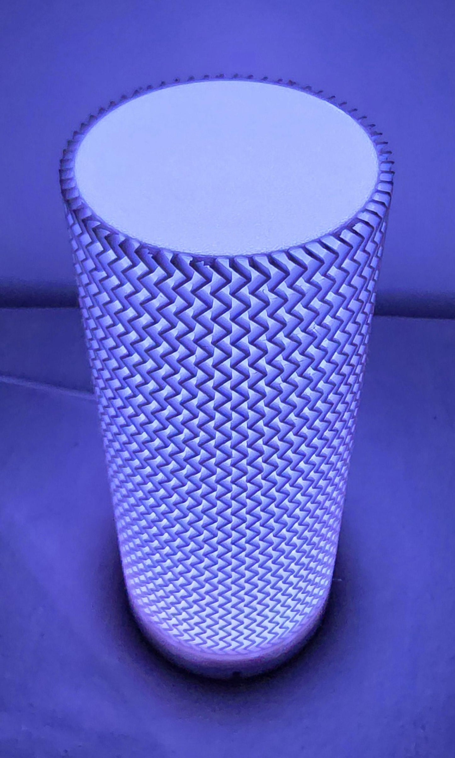 USB Powered - ZIGZAG Bambu LED Desk Lamp Light - Remote Allows 16 Colors and Various Modes