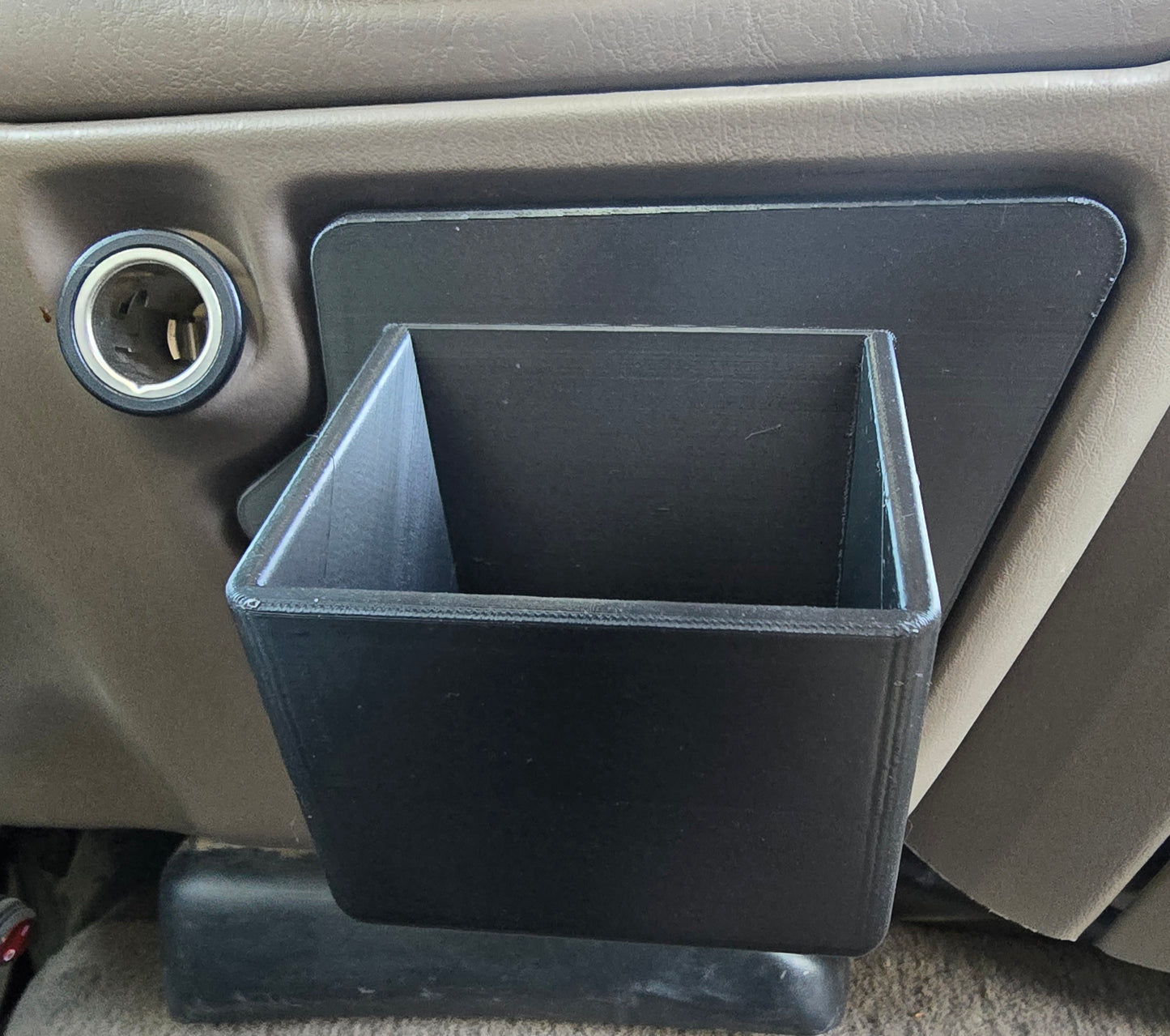 1999-2004 Ford F-250 F-350 Excursion Cubby Dash Hook Panel Replacement