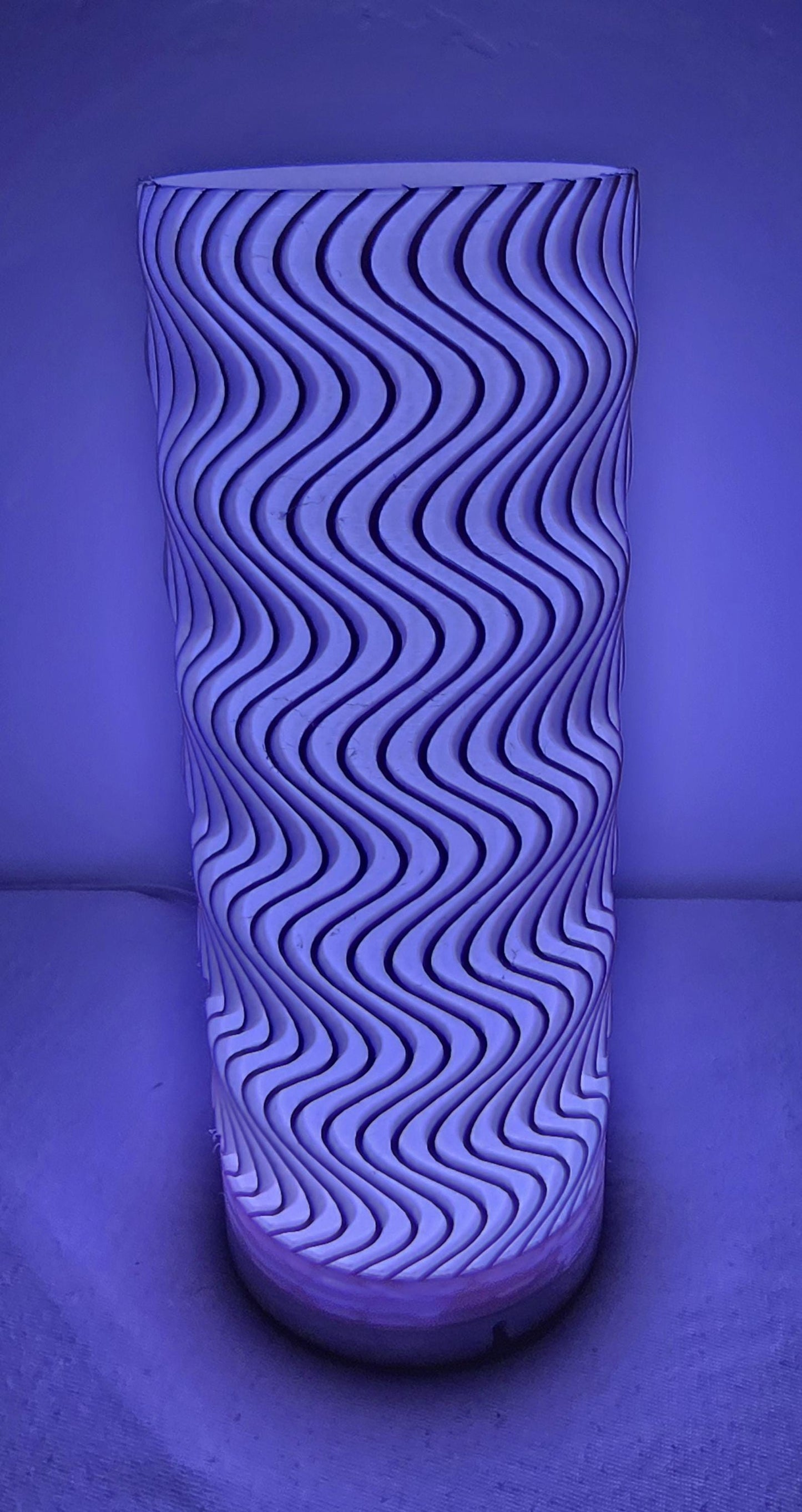 USB Powered - WAVY Bambu LED Desk Lamp Light - Remote Allows 16 Colors and Various Modes