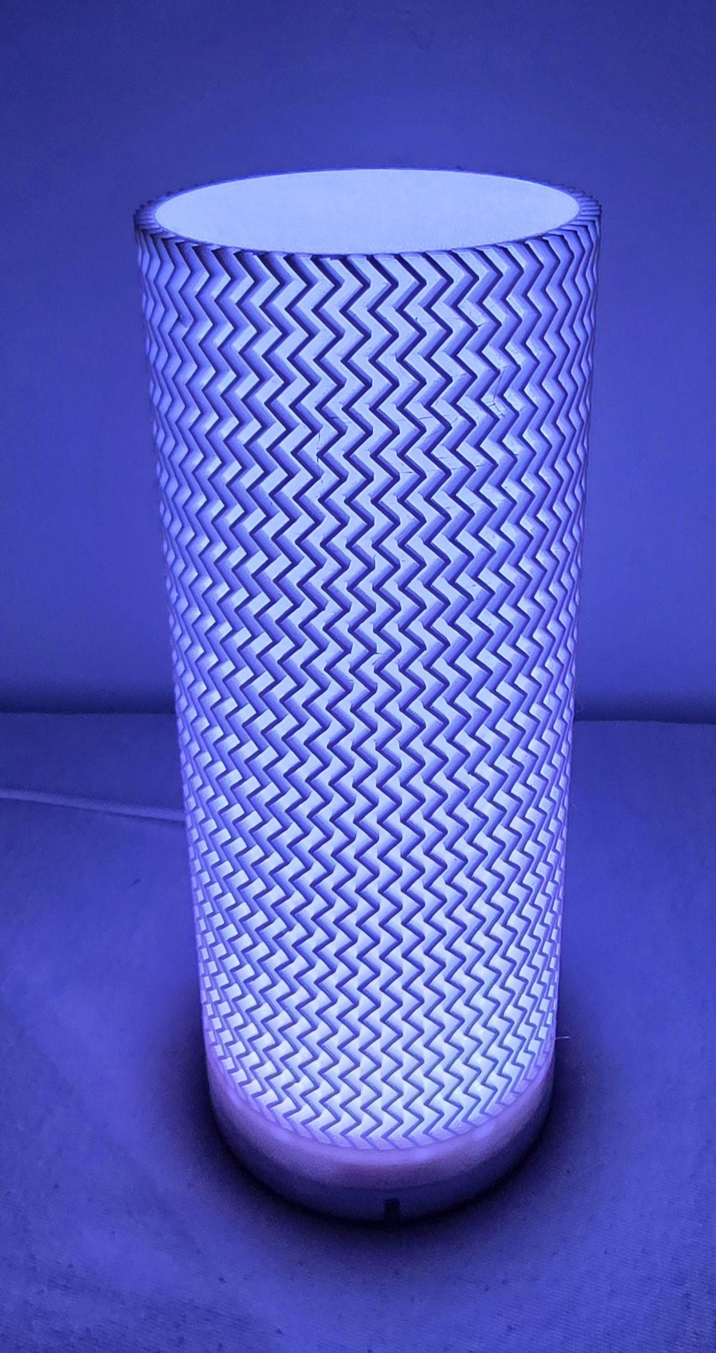 USB Powered - ZIGZAG Bambu LED Desk Lamp Light - Remote Allows 16 Colors and Various Modes